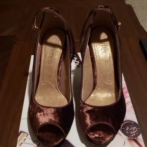 J. Renee chocolate peep toe shoes